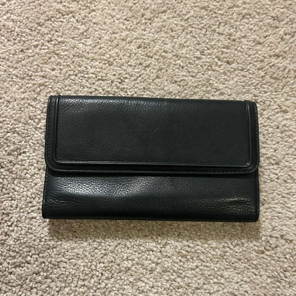 Rolfs Essential Black Leather Wallet